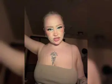 GlamorousBlonde  live sex cam