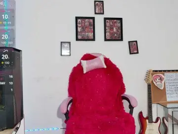 RoxaneEvans  live sex cam