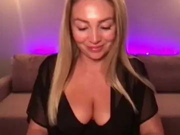 Chloebelle  live sex cam
