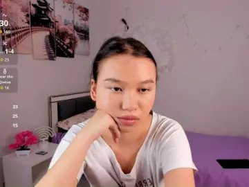 Kyui-sun  live sex cam
