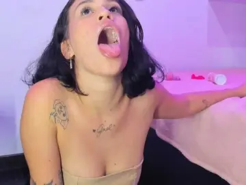 Sasha-bossa  live sex cam