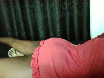 Bebes22  live sex cam