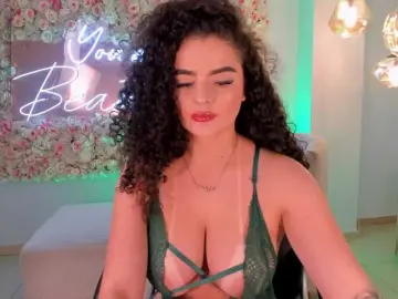 KylieJenkins  live sex cam