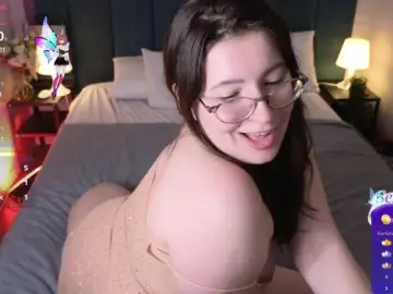PeneloppaStar  live sex cam