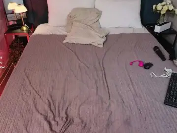 PeneloppaStar  live sex cam