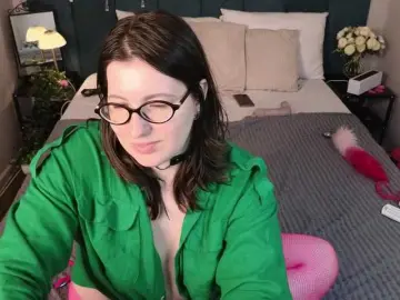 PeneloppaStar  live sex cam