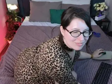 PeneloppaStar  live sex cam