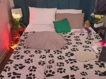 PeneloppaStar  live sex cam