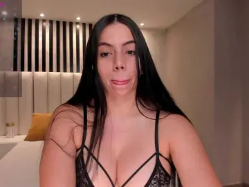 SofiaVegaX  live sex cam