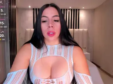 SofiaVegaX  live sex cam