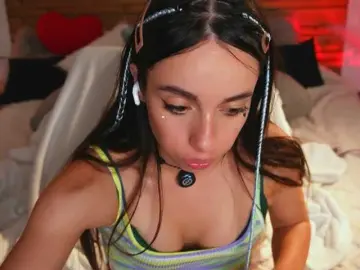 Cutedayna  live sex cam