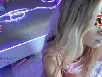 Fre-forever  live sex cam