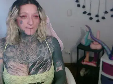 Sloppytitss  live sex cam