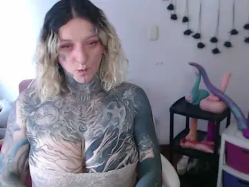 Sloppytitss  live sex cam