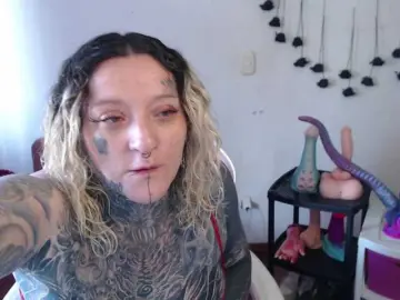 Sloppytitss  live sex cam