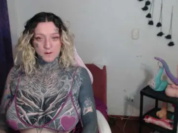 Sloppytitss  live sex cam