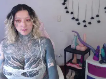 Sloppytitss  live sex cam