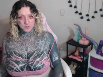 Sloppytitss  live sex cam