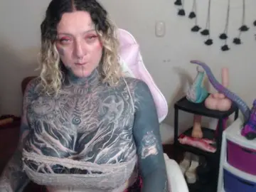 Sloppytitss  live sex cam
