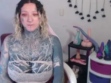 Sloppytitss  live sex cam