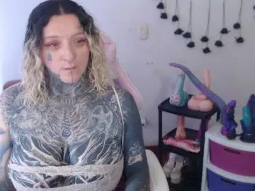 Sloppytitss  live sex cam
