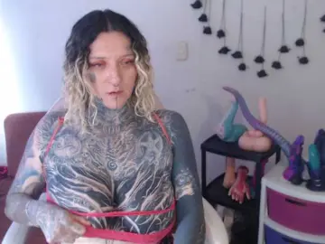 Sloppytitss  live sex cam