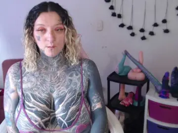 Sloppytitss  live sex cam