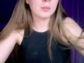 Sofinovvak  live sex cam