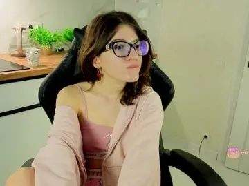 SweetEmilya  live sex cam