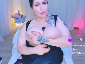 CharlinneSi  live sex cam