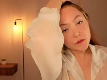 French-Eyes  live sex cam