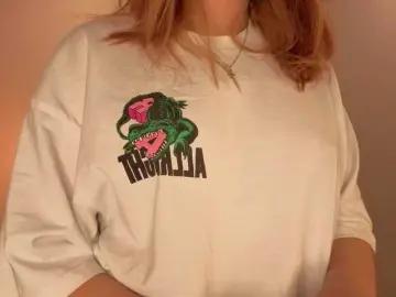 French-Eyes  live sex cam