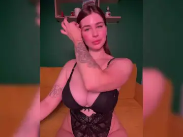 Malaa16  live sex cam