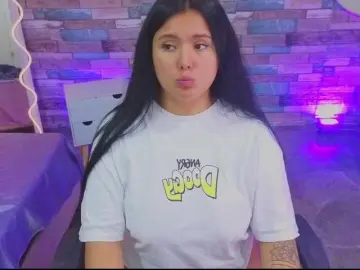 Mellani-tay  live sex cam