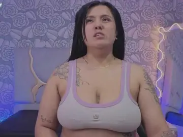 Mellani-tay  live sex cam