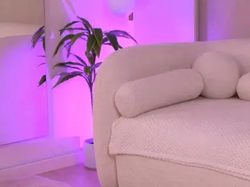 MonicaDore  live sex cam