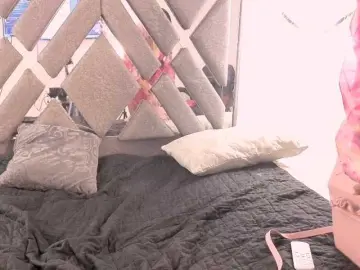 Amber-love69  live sex cam