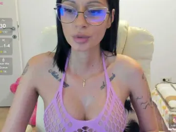 Kissnicol  live sex cam