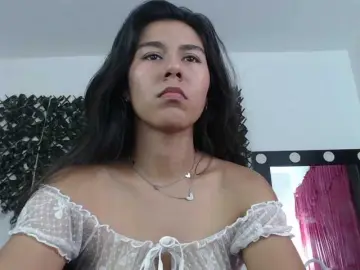 Ambaar  live sex cam