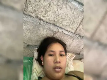 Cutewoman8  live sex cam