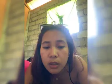 Cutewoman8  live sex cam