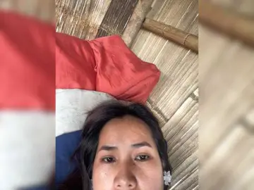 Cutewoman8  live sex cam
