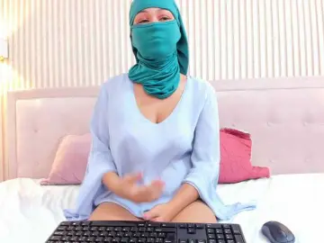 Diliaa  live sex cam