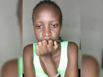 Felly  live sex cam