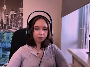 MabelleSchmaus  live sex cam