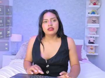 NayzaraFox  live sex cam