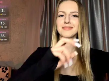 RaisaBrentz  live sex cam