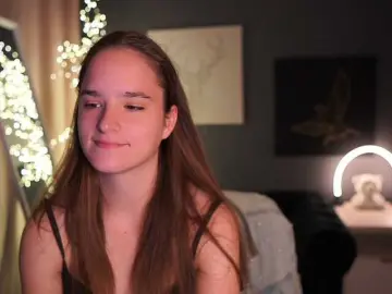 SuzySKy  live sex cam