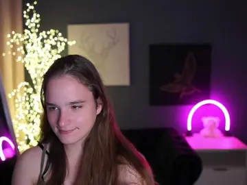 SuzySKy  live sex cam