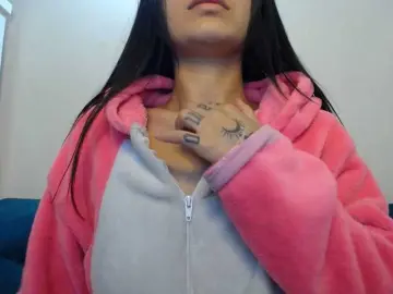 TaylorMegan  live sex cam